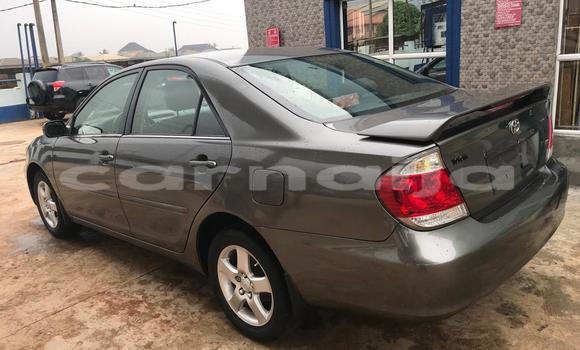 Acheter Occasion Voiture Toyota Camry Beige à Lagos, État de Lagos Acheter Occasion Voiture Toyota Camry Beige à Lagos, État de Lagos