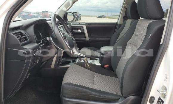 Acheter Neuf Voiture Toyota 4Runner Blanc à Badagry, État de Lagos Acheter Neuf Voiture Toyota 4Runner Blanc à Badagry, État de Lagos