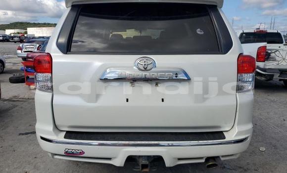 Buy New Toyota 4Runner White Car in Badagry in Lagos State Buy New Toyota 4Runner White Car in Badagry in Lagos State
