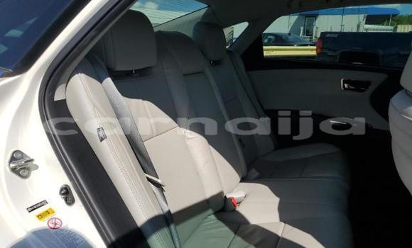 Buy New Toyota Avalon White Car in Badagry in Lagos State Buy New Toyota Avalon White Car in Badagry in Lagos State