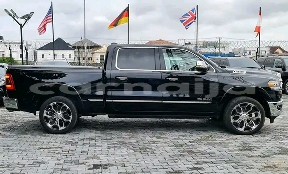 Acheter Occasion Voiture Dodge RAM Noir à Lagos, État de Lagos Acheter Occasion Voiture Dodge RAM Noir à Lagos, État de Lagos