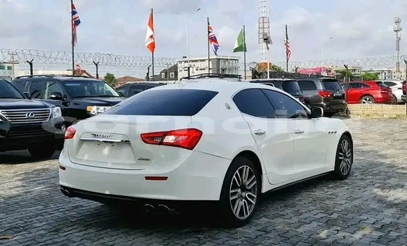 Buy Used Maserati Ghibli White Car in Lagos in Lagos State