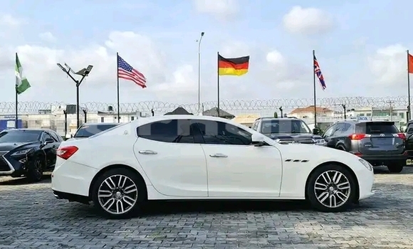 Acheter Occasion Voiture Maserati Ghibli Blanc à Lagos, État de Lagos Acheter Occasion Voiture Maserati Ghibli Blanc à Lagos, État de Lagos