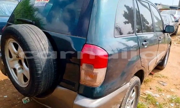 Acheter Occasion Voiture Toyota RAV4 Vert à Lagos, État de Lagos