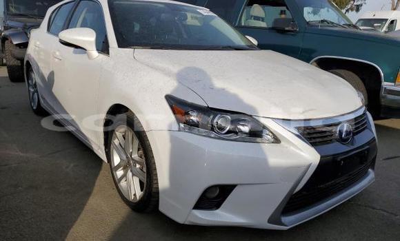 Buy New Lexus CT White Car in Badagry in Lagos State Buy New Lexus CT White Car in Badagry in Lagos State