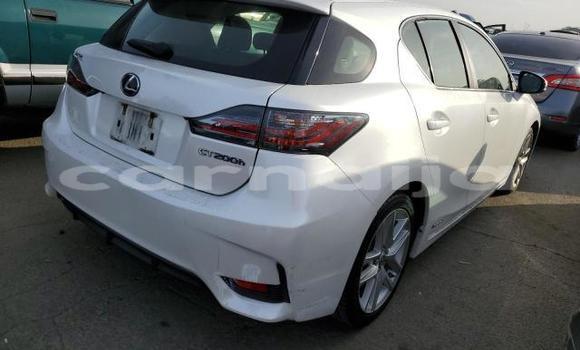 Buy New Lexus CT White Car in Badagry in Lagos State Buy New Lexus CT White Car in Badagry in Lagos State