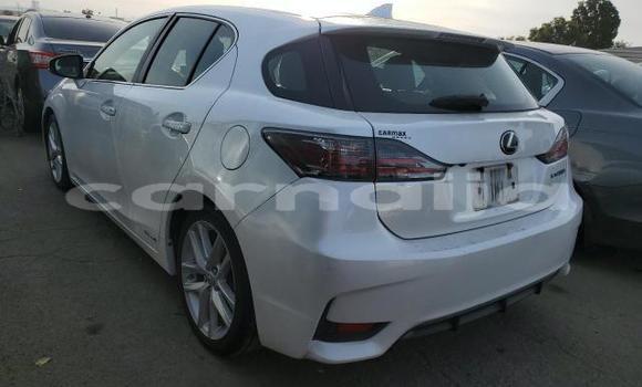 Buy New Lexus CT White Car in Badagry in Lagos State Buy New Lexus CT White Car in Badagry in Lagos State