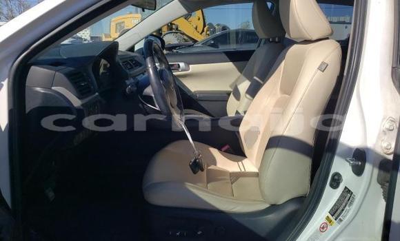 Buy New Lexus CT White Car in Badagry in Lagos State Buy New Lexus CT White Car in Badagry in Lagos State