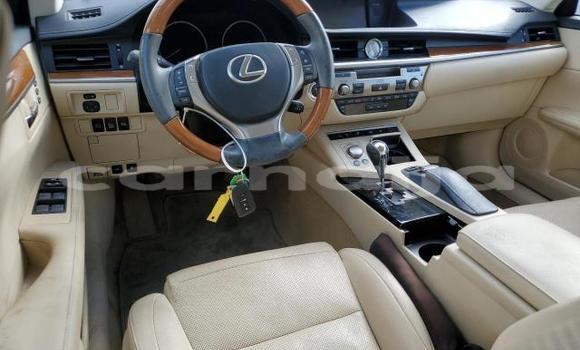 Acheter Neuf Voiture Lexus ES 300 Rouge à Badagry, État de Lagos Acheter Neuf Voiture Lexus ES 300 Rouge à Badagry, État de Lagos