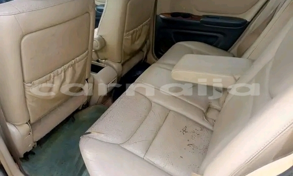 Buy Used Toyota Highlander Beige Car in Lagos in Lagos State Buy Used Toyota Highlander Beige Car in Lagos in Lagos State
