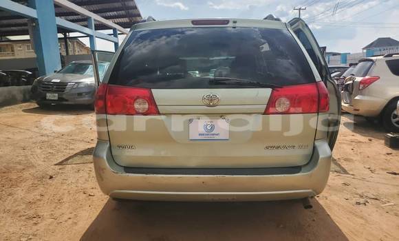 Buy Used Toyota Sienna Other Car in Abuja in Lagos State Buy Used Toyota Sienna Other Car in Abuja in Lagos State