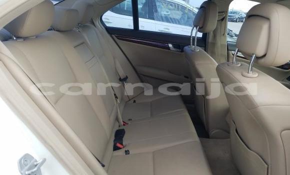 Acheter Import Voiture Mercedes-Benz C–Class Blanc à Lagos, État de Lagos Acheter Import Voiture Mercedes-Benz C–Class Blanc à Lagos, État de Lagos