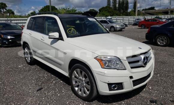 Buy Import Mercedes-Benz GLK–Class White Car in Lagos in Lagos State Buy Import Mercedes-Benz GLK–Class White Car in Lagos in Lagos State