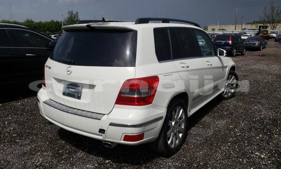 Acheter Import Voiture Mercedes-Benz GLK–Class Blanc à Lagos, État de Lagos Acheter Import Voiture Mercedes-Benz GLK–Class Blanc à Lagos, État de Lagos