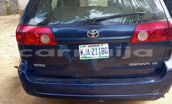 Buy Used Toyota Sienna Black Car in Abuja in Lagos State Buy Used Toyota Sienna Black Car in Abuja in Lagos State