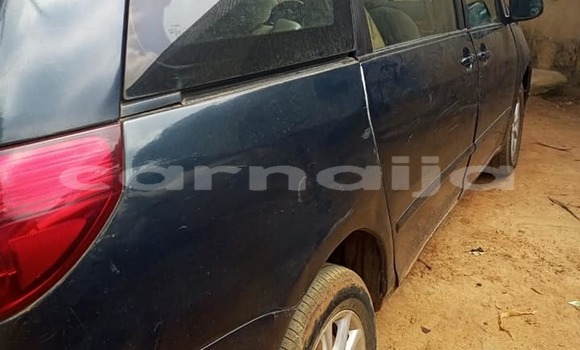 Buy Used Toyota Sienna Black Car in Abuja in Lagos State Buy Used Toyota Sienna Black Car in Abuja in Lagos State