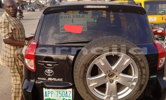 Buy Used Toyota RAV4 Black Car in Abuja in Lagos State Buy Used Toyota RAV4 Black Car in Abuja in Lagos State