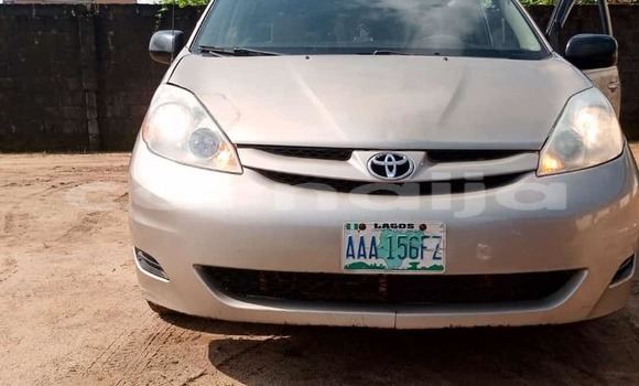 Acheter Occasion Voiture Toyota Sienna Autre à Lagos, État de Lagos