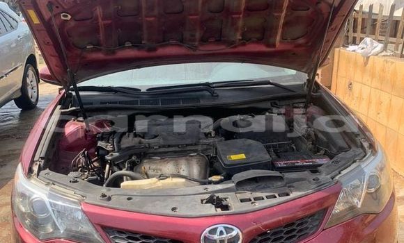 Acheter Occasion Voiture Toyota Camry Rouge à Lagos, État de Lagos Acheter Occasion Voiture Toyota Camry Rouge à Lagos, État de Lagos