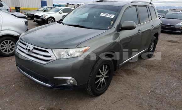 Acheter Neuf Voiture Toyota Highlander Gris à Badagry, État de Lagos Acheter Neuf Voiture Toyota Highlander Gris à Badagry, État de Lagos