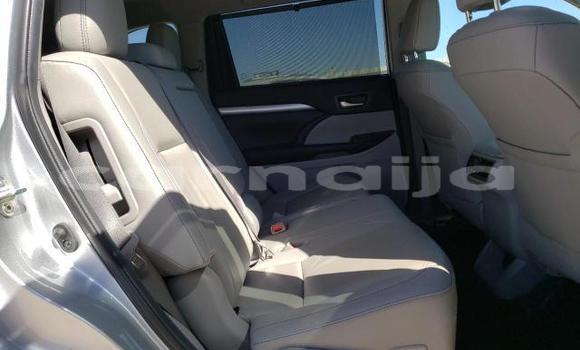 Buy New Toyota Highlander Silver Car in Badagry in Lagos State Buy New Toyota Highlander Silver Car in Badagry in Lagos State