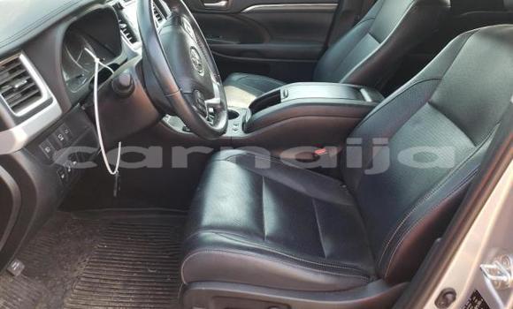 Buy New Toyota Highlander Silver Car in Badagry in Lagos State Buy New Toyota Highlander Silver Car in Badagry in Lagos State