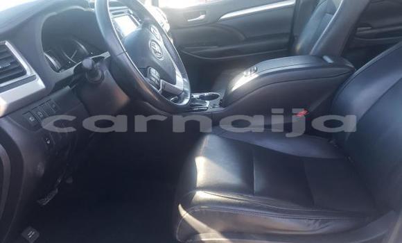 Buy New Toyota Highlander White Car in Badagry in Lagos State Buy New Toyota Highlander White Car in Badagry in Lagos State