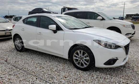Acheter Neuf Voiture Mazda 3 Blanc à Badagry, État de Lagos Acheter Neuf Voiture Mazda 3 Blanc à Badagry, État de Lagos