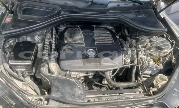 Acheter Occasion Voiture Mercedes-Benz ML–Class Gris à Lagos, État de Lagos Acheter Occasion Voiture Mercedes-Benz ML–Class Gris à Lagos, État de Lagos