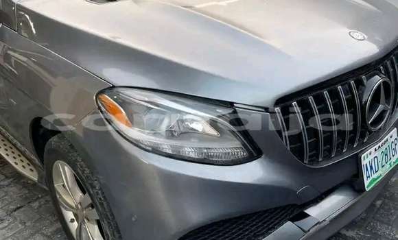 Acheter Occasion Voiture Mercedes-Benz ML–Class Gris à Lagos, État de Lagos Acheter Occasion Voiture Mercedes-Benz ML–Class Gris à Lagos, État de Lagos