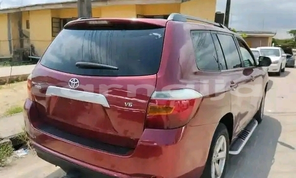 Acheter Occasion Voiture Toyota Highlander Rouge à Lagos, État de Lagos Acheter Occasion Voiture Toyota Highlander Rouge à Lagos, État de Lagos
