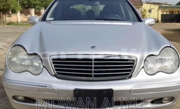 Acheter Occasion Voiture Mercedes-Benz C250 coupe Autre à Lagos, État de Lagos