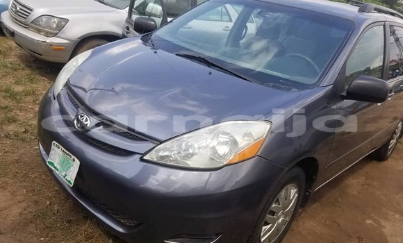 Buy Used Toyota Sienna Other Car in Abuja in Lagos State Buy Used Toyota Sienna Other Car in Abuja in Lagos State