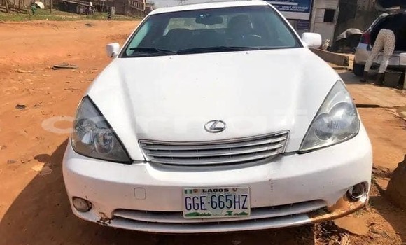 Acheter Occasion Voiture Lexus ES Blanc à Lagos, État de Lagos Acheter Occasion Voiture Lexus ES Blanc à Lagos, État de Lagos