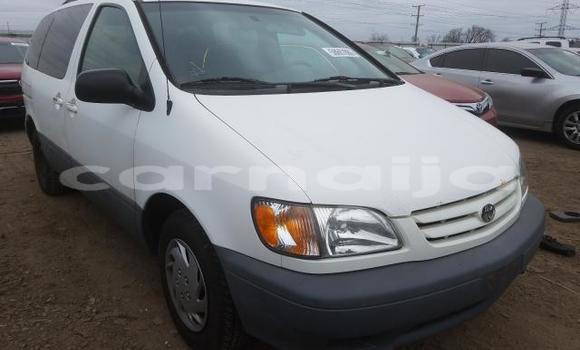 Acheter Occasion Voiture Toyota Sienna Blanc à Lagos, État de Lagos