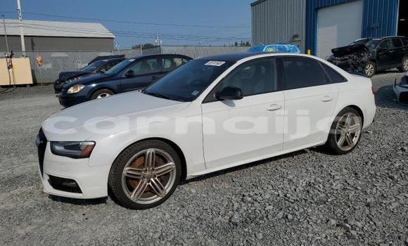Acheter Neuf Voiture Audi S4 Blanc à Lagos, État de Lagos Acheter Neuf Voiture Audi S4 Blanc à Lagos, État de Lagos