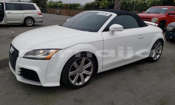 Acheter Neuf Voiture Audi TT Blanc à Lagos, État de Lagos Acheter Neuf Voiture Audi TT Blanc à Lagos, État de Lagos