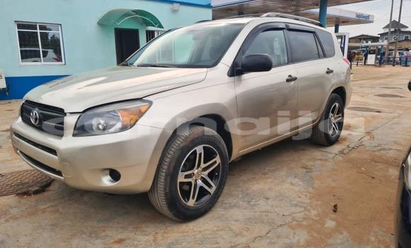 Acheter Occasion Voiture Toyota RAV4 Autre à Afaha Ikot Ebak, État d'Akwa Ibom Acheter Occasion Voiture Toyota RAV4 Autre à Afaha Ikot Ebak, État d'Akwa Ibom