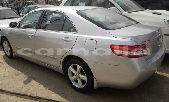 Buy Used Toyota Camry White Car in Ita–Ogbolu in Ondo State Buy Used Toyota Camry White Car in Ita–Ogbolu in Ondo State