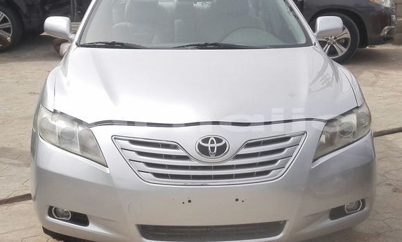 Acheter Occasion Voiture Toyota Camry Blanc à Ita–Ogbolu, État d'Ondo Acheter Occasion Voiture Toyota Camry Blanc à Ita–Ogbolu, État d'Ondo