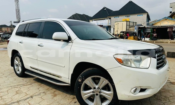 Acheter Occasion Voiture Toyota Highlander Blanc à Abuja, État de Lagos Acheter Occasion Voiture Toyota Highlander Blanc à Abuja, État de Lagos