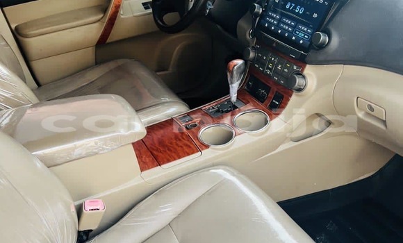 Acheter Occasion Voiture Toyota Highlander Bleu à Abuja, État de Lagos Acheter Occasion Voiture Toyota Highlander Bleu à Abuja, État de Lagos