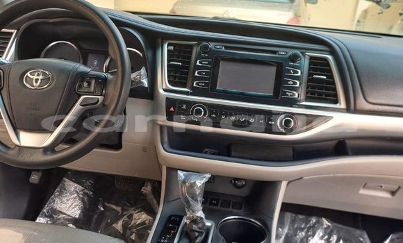Acheter Occasion Voiture Toyota Highlander Blanc à Abuja, État de Lagos Acheter Occasion Voiture Toyota Highlander Blanc à Abuja, État de Lagos