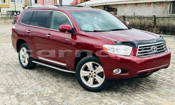 Buy Used Toyota Highlander Red Car in Abak in Akwa Ibom State Buy Used Toyota Highlander Red Car in Abak in Akwa Ibom State
