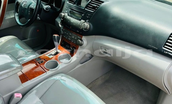 Acheter Occasion Voiture Toyota Highlander Rouge à Abak, État d'Akwa Ibom Acheter Occasion Voiture Toyota Highlander Rouge à Abak, État d'Akwa Ibom