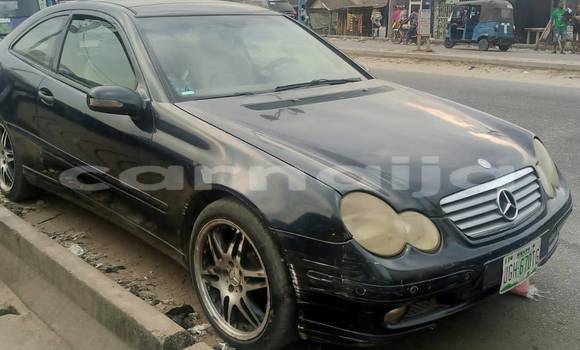 Buy Used Mercedes-Benz C-Classe Black Car in Abuja in Lagos State Buy Used Mercedes-Benz C-Classe Black Car in Abuja in Lagos State
