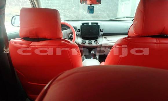 Acheter Occasion Voiture Toyota RAV4 Rouge à Abuja, État de Lagos Acheter Occasion Voiture Toyota RAV4 Rouge à Abuja, État de Lagos