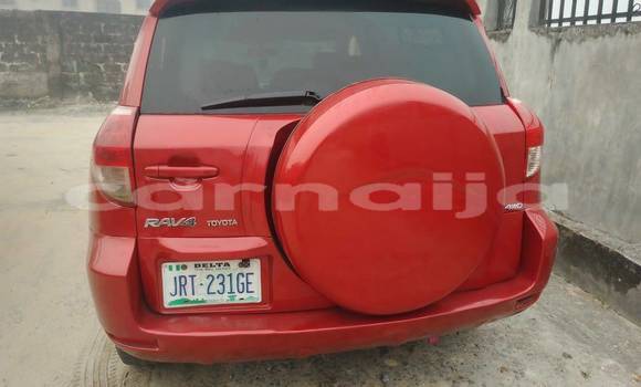 Acheter Occasion Voiture Toyota RAV4 Rouge à Abuja, État de Lagos Acheter Occasion Voiture Toyota RAV4 Rouge à Abuja, État de Lagos