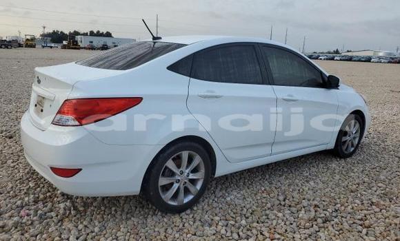 Acheter Neuf Voiture Hyundai Accent Blanc à Lagos, État de Lagos Acheter Neuf Voiture Hyundai Accent Blanc à Lagos, État de Lagos