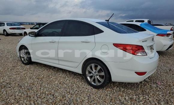 Acheter Neuf Voiture Hyundai Accent Blanc à Lagos, État de Lagos Acheter Neuf Voiture Hyundai Accent Blanc à Lagos, État de Lagos